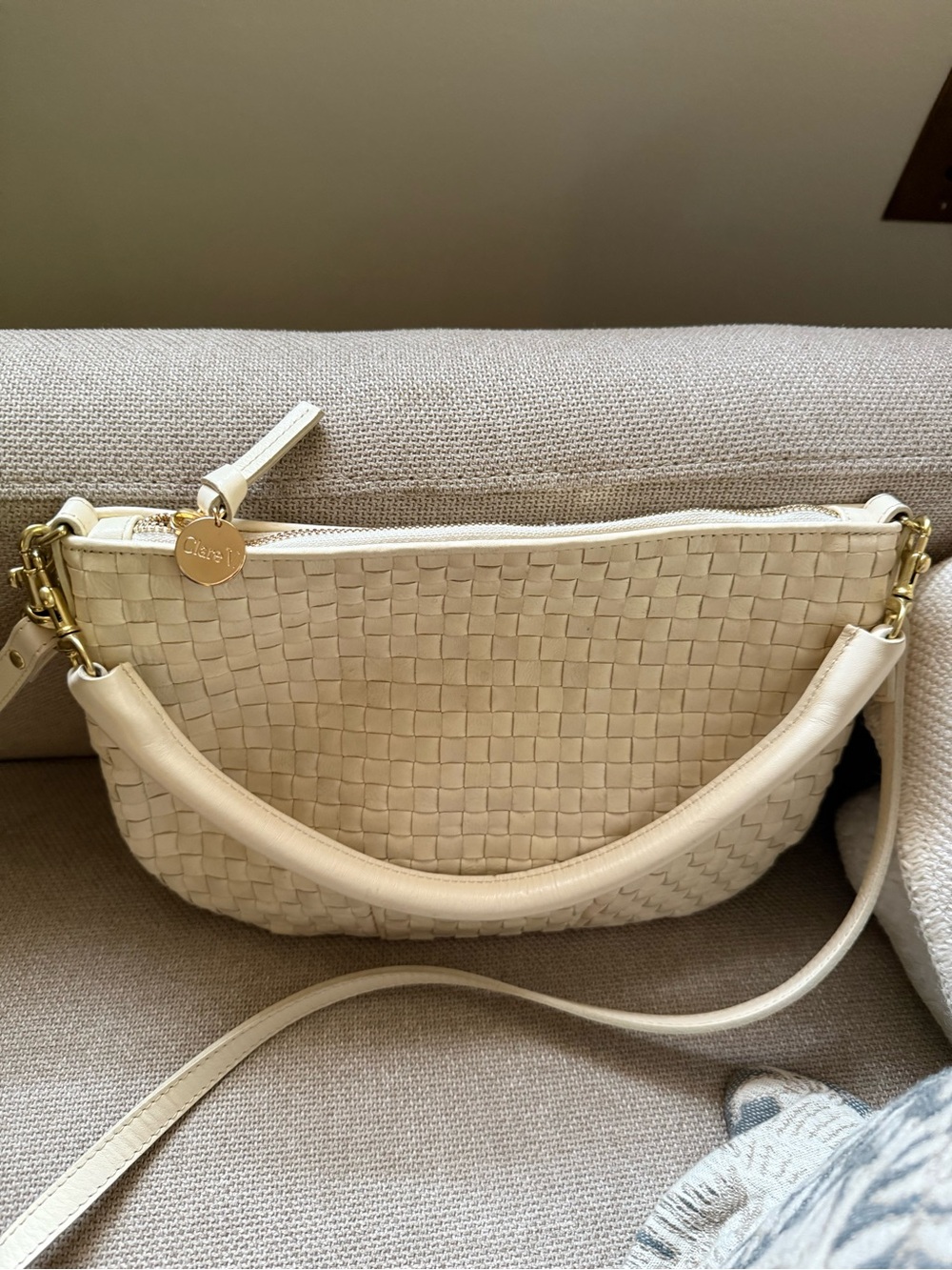 Clare V Petite Moyen in Cream